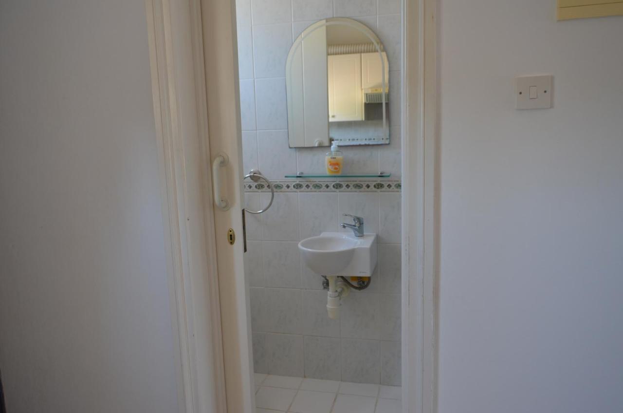 Vacation House Sanders Paphos Esterno foto