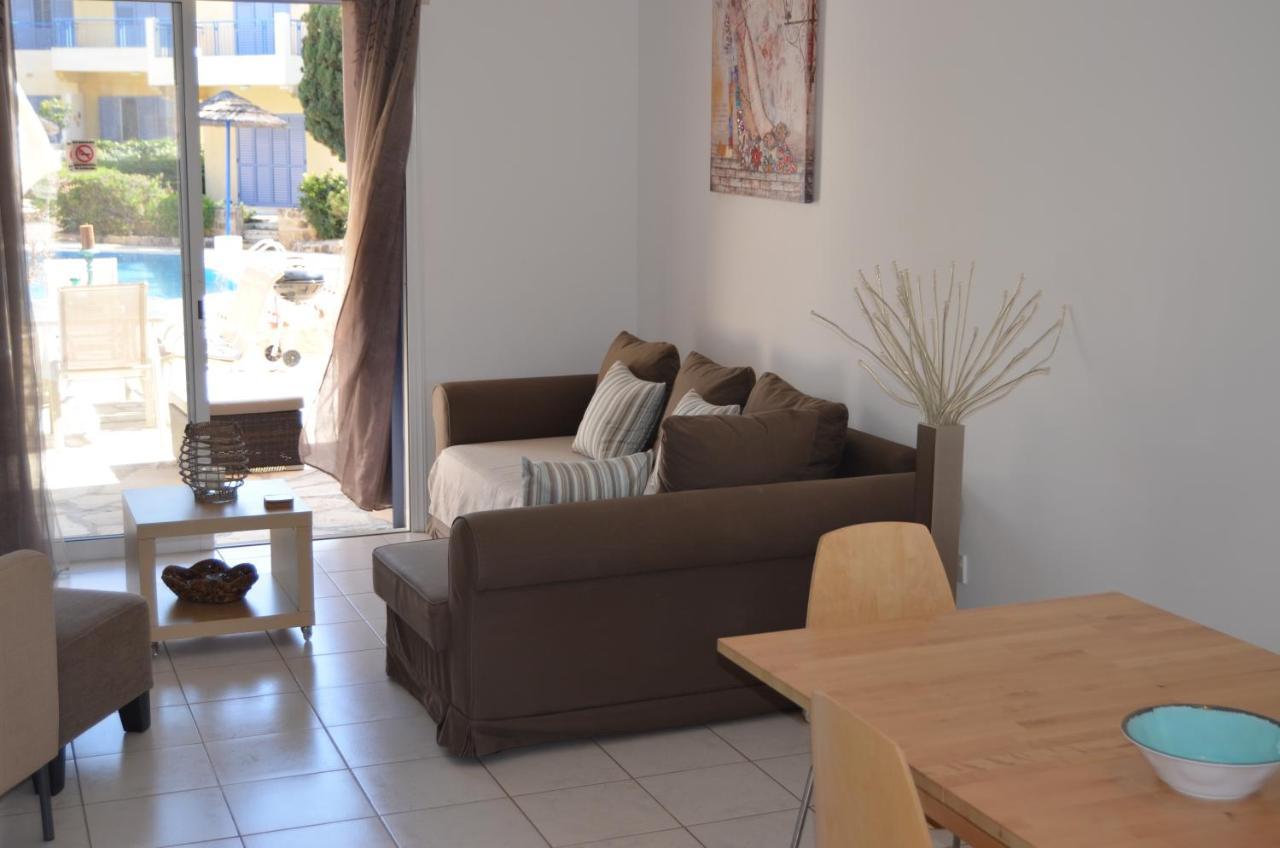 Vacation House Sanders Paphos Esterno foto